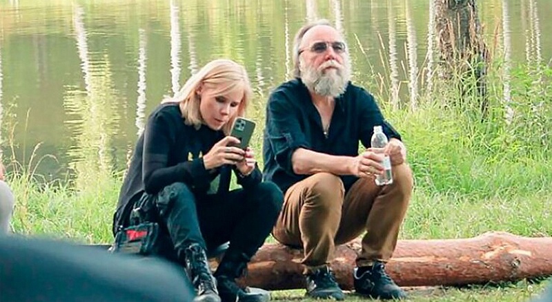 Dugin s dcerou Darjou 740x494 1
