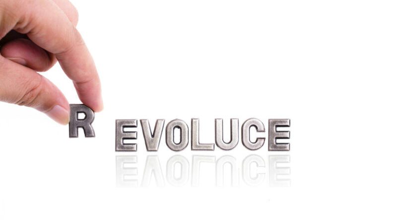 revoluce 1