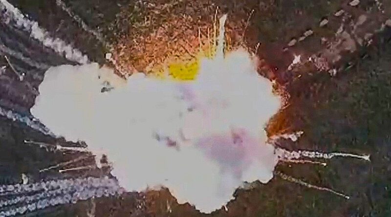 zásah dronem s 300