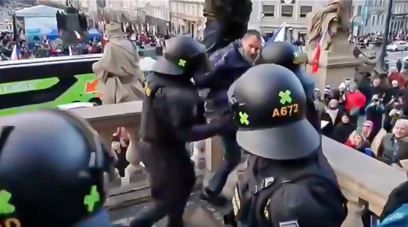 policie 11.3.