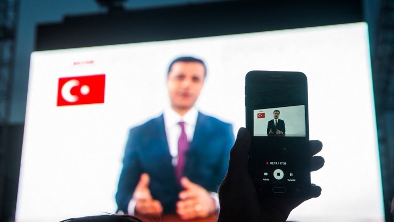 demirtas odsouzen na 42 let