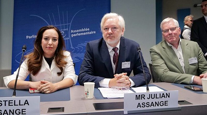 Julian Assange