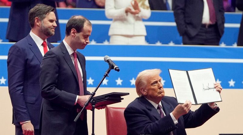 Trump Vance podpi