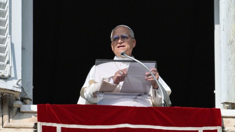 Papež Lev XIV modlidba angelus